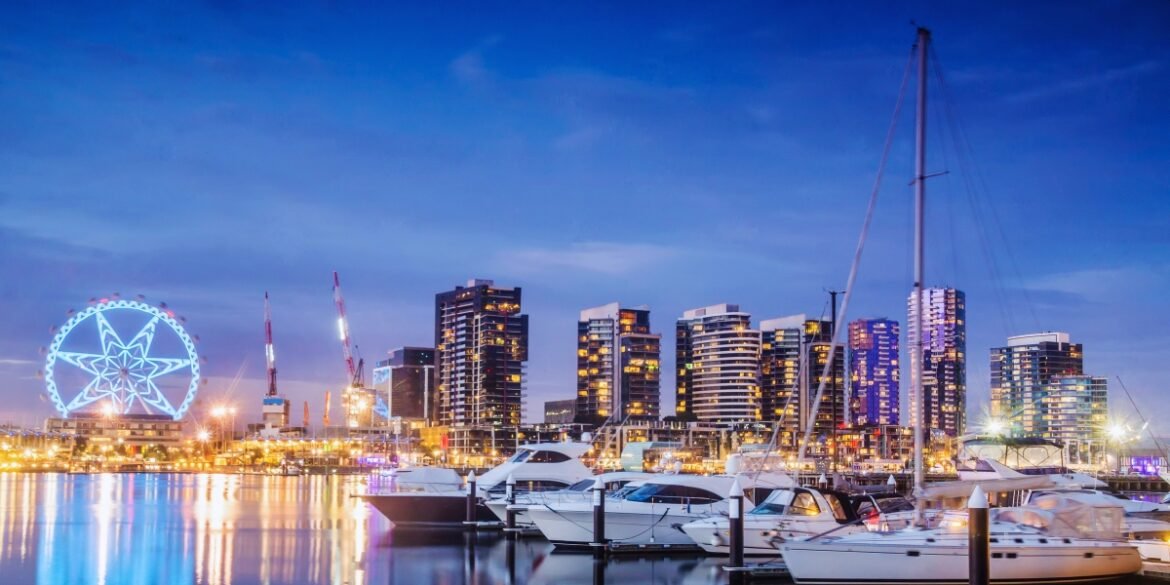 Explore Melbourne
