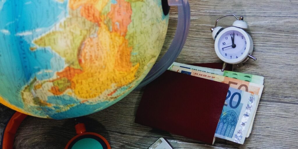 Por que viajar para países onde o real vale mais?