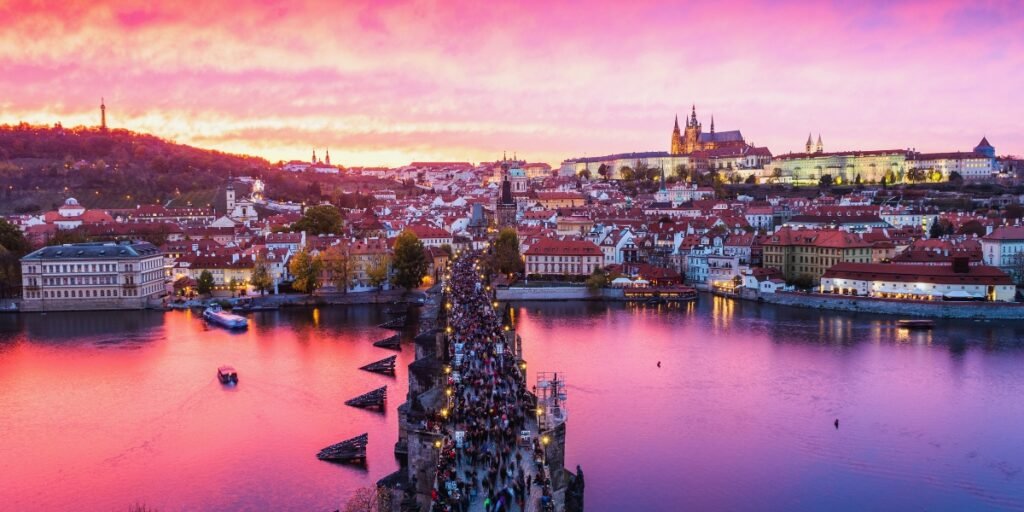 Praga: charme medieval e vida cosmopolita