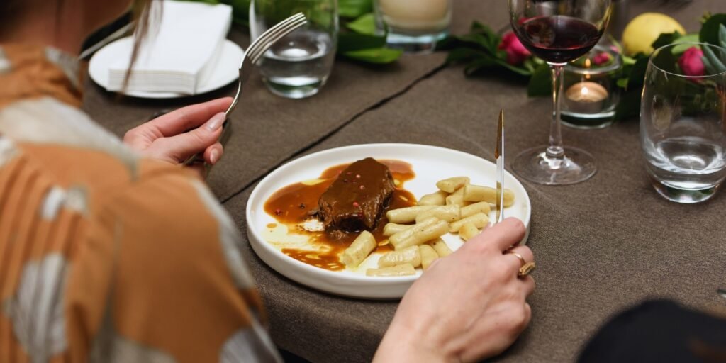 Pasticada com gnocchi