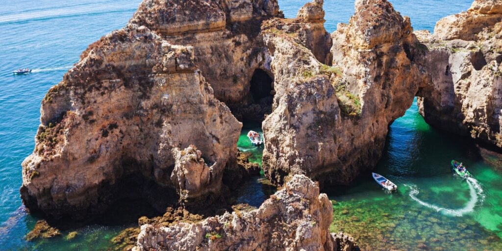 Ponta da Piedade miradouro e aventura