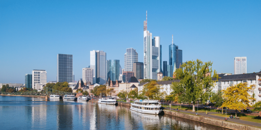 Caminhar às margens do rio Meno