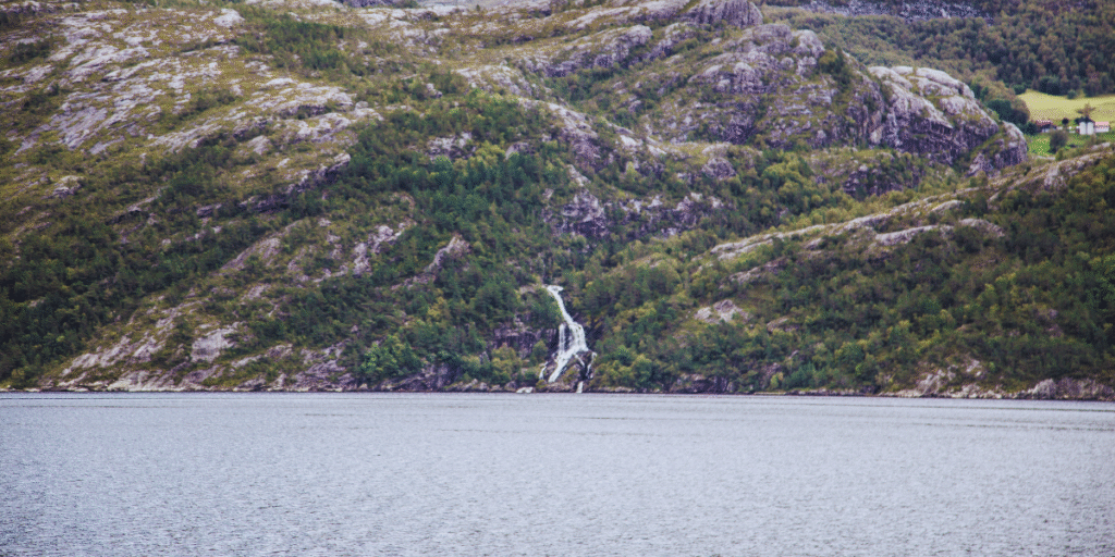 Cruzeiro pelo Fiorde de Lyse em Stavanger
